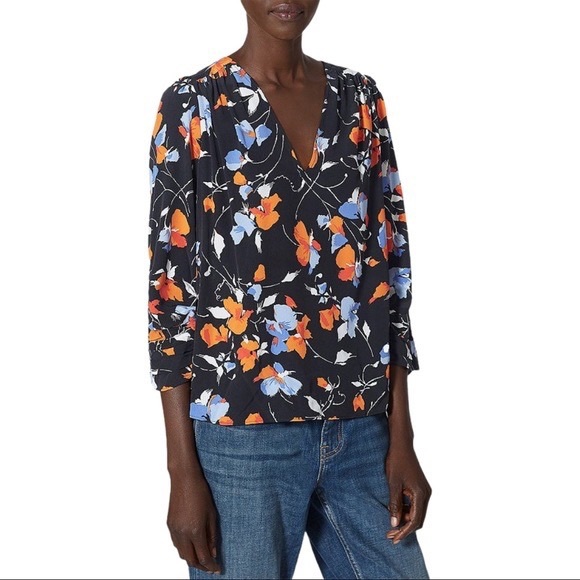 NWT Joie Maizie Caviar Silk Floral Blouse NWT - Picture 6 of 8